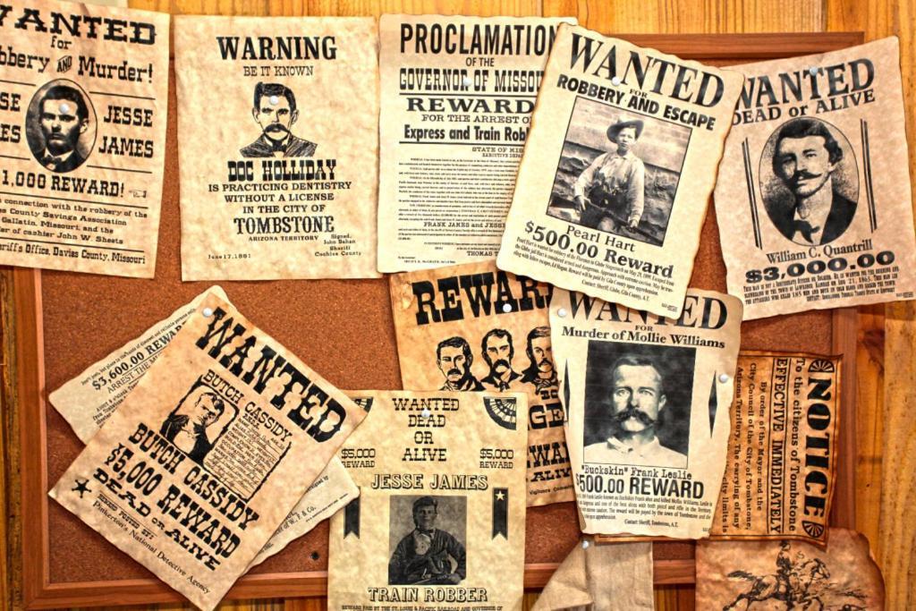 Отель Diamonds Old West Мурфрисборо Экстерьер фото